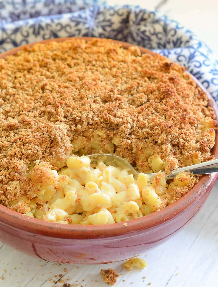 Vegan Mother's Day recipes - The ultimate vegan mac and cheese. Sharp cheese sauce, soft macaroni and a delicious crispy crumb topping.