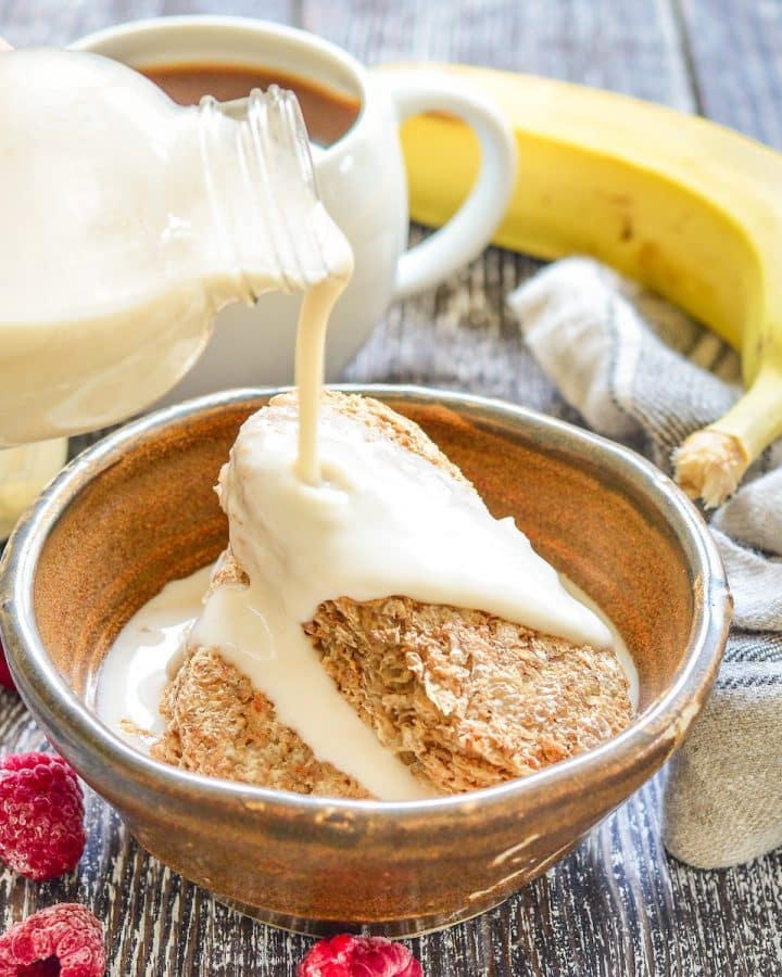 oat milk pouring