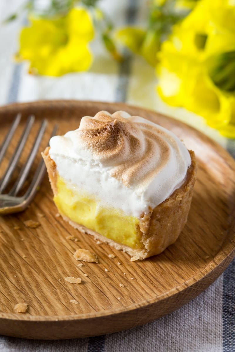 vegan lemon meringue pie